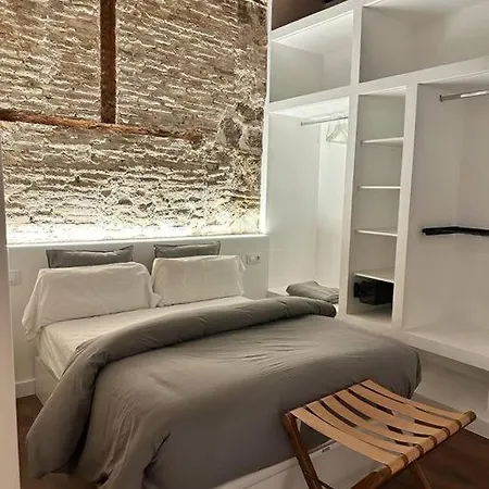 Recoletos, Casco Historico De Appartamento